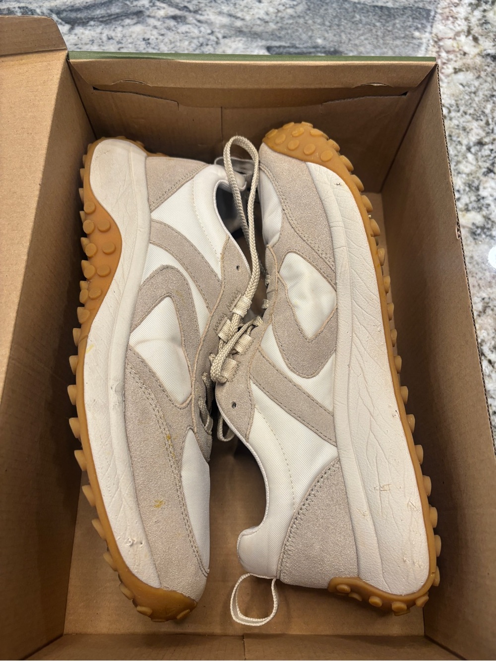 Keen Men's Athletic Sneakers size 11 safari/birch